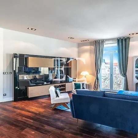 Apartment Easy Cles - Spacious And High Standing *